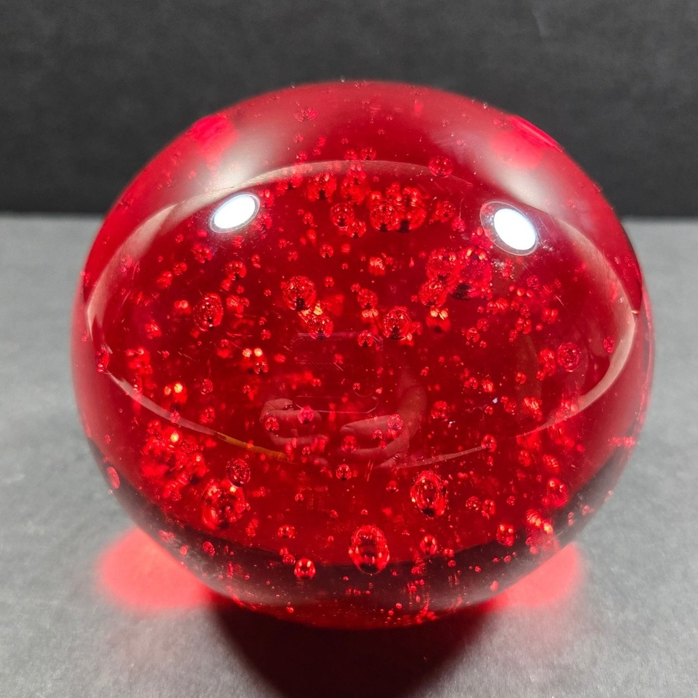 Paperweight Red Controlled Bubble Art Glass Sphere